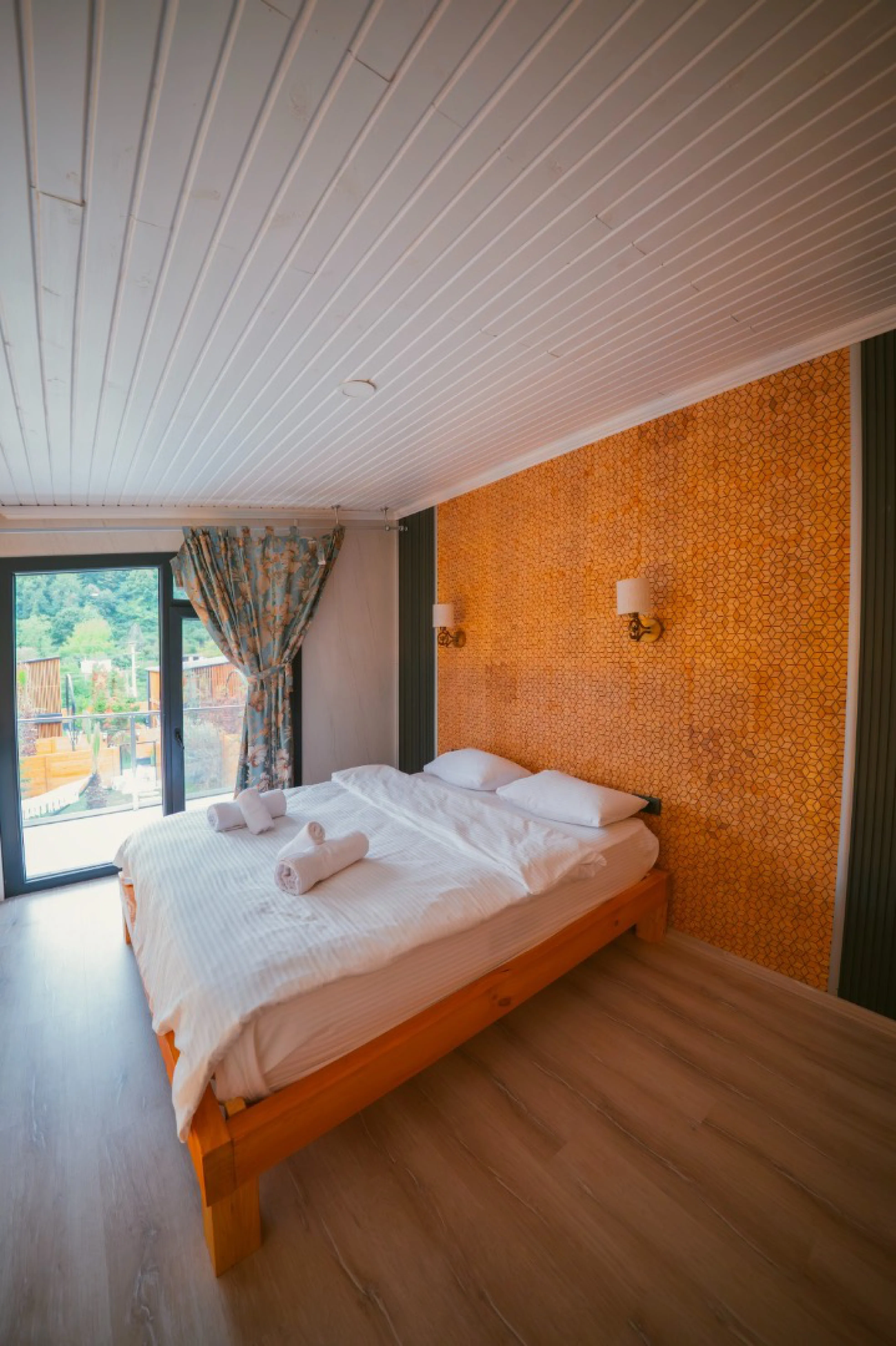 B281 Havuzlu ve Jakuzili Bungalov 7