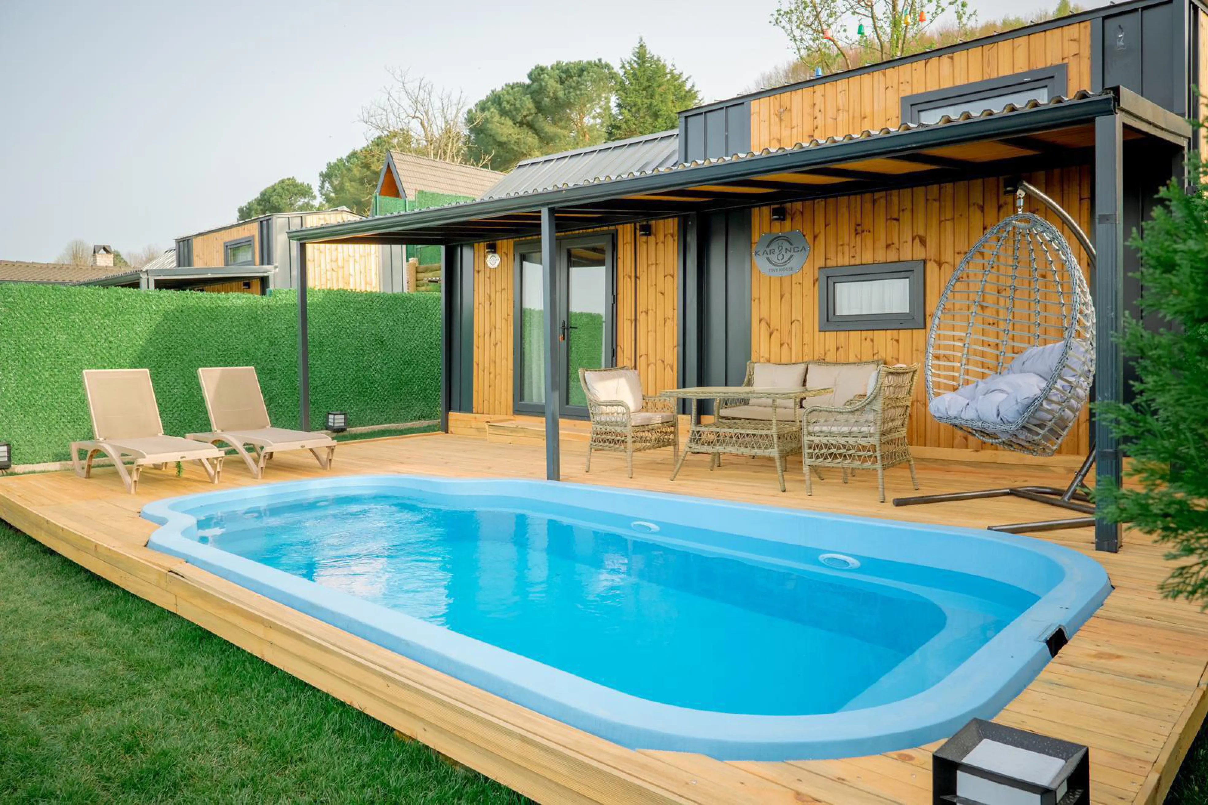 T115 Göl Manzaralı Havuzlu Tiny House- 4 1