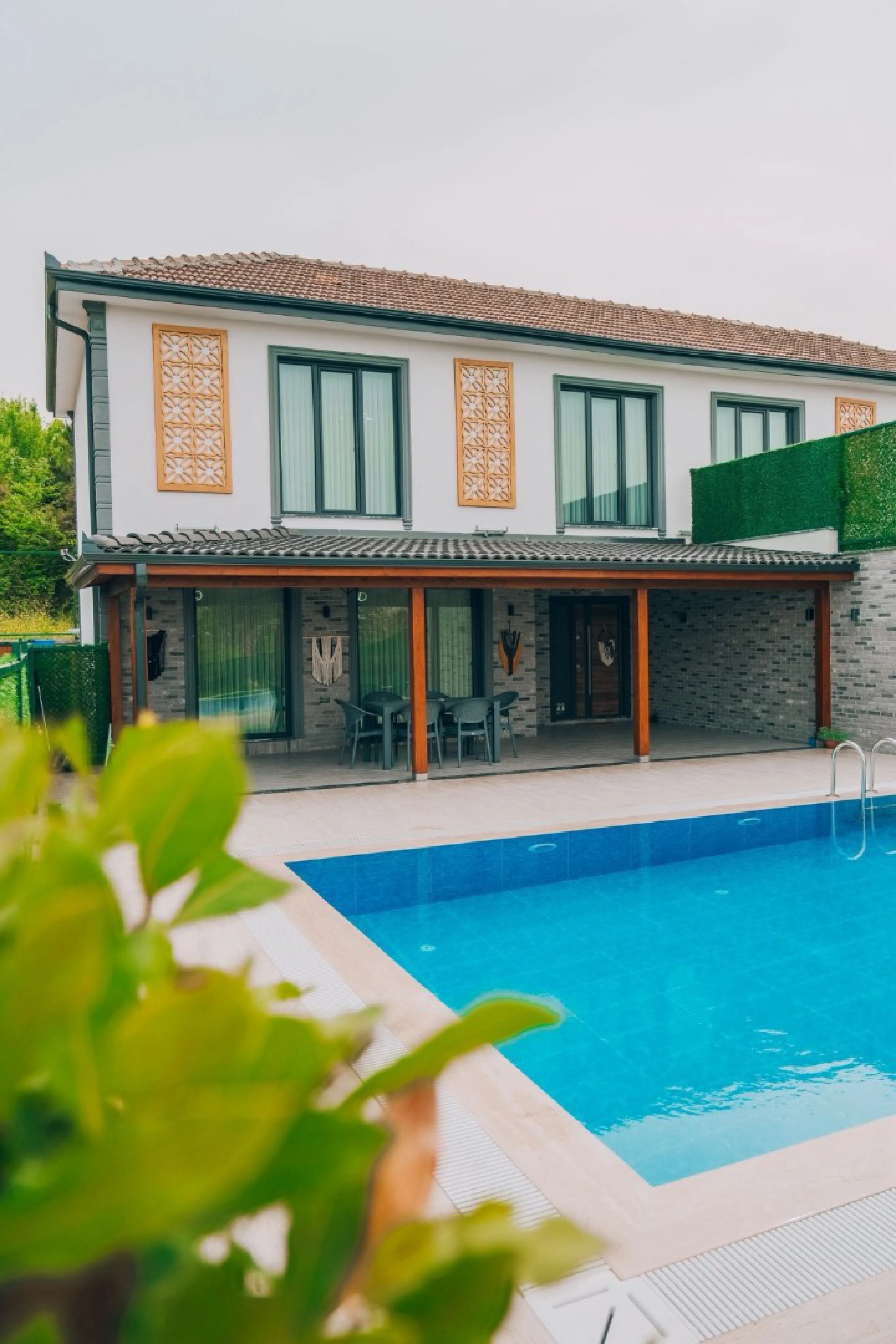 V140 2 Odalı Havuzlu Villa- 3 18