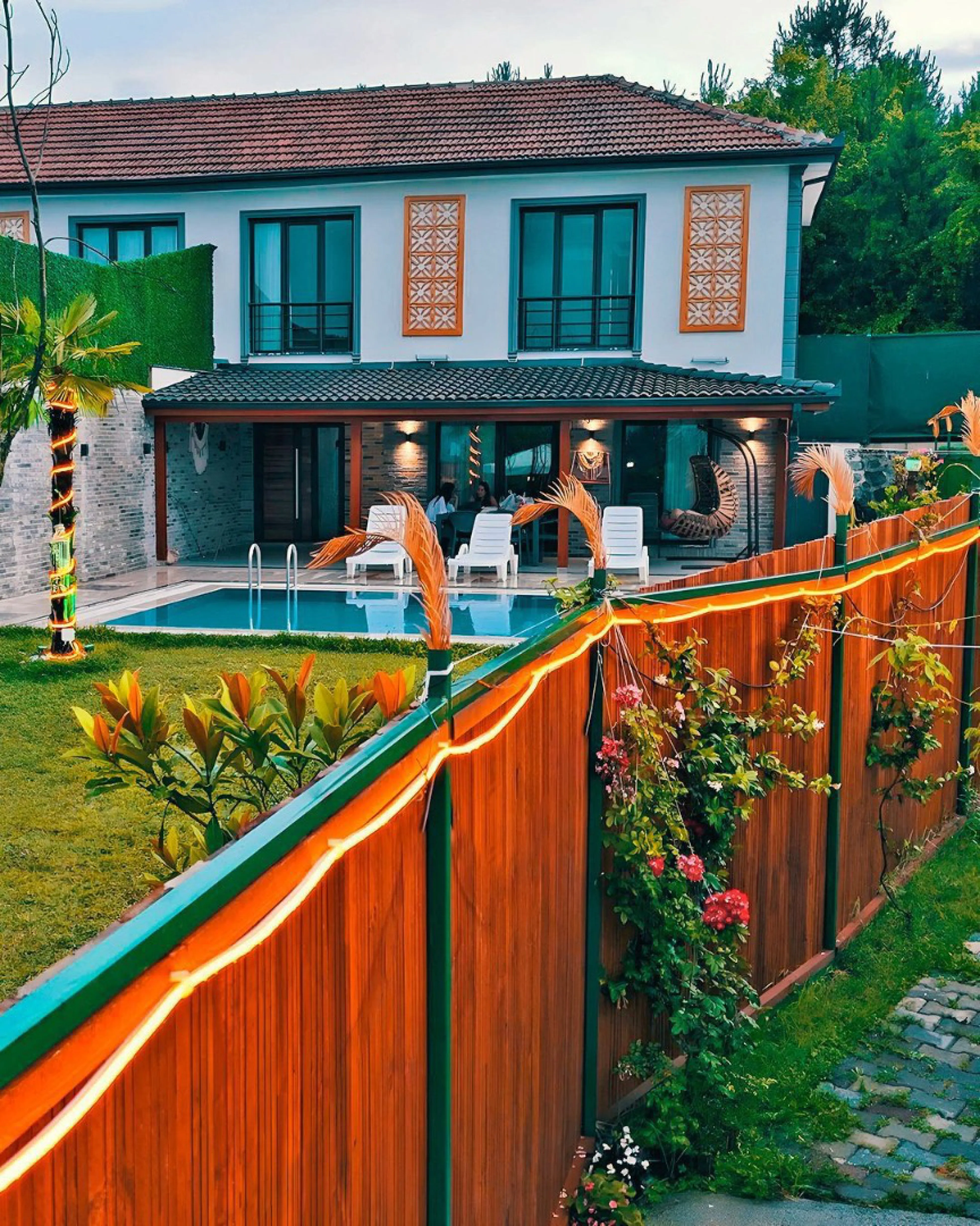 V140 2 Odalı Havuzlu Villa- 3 4