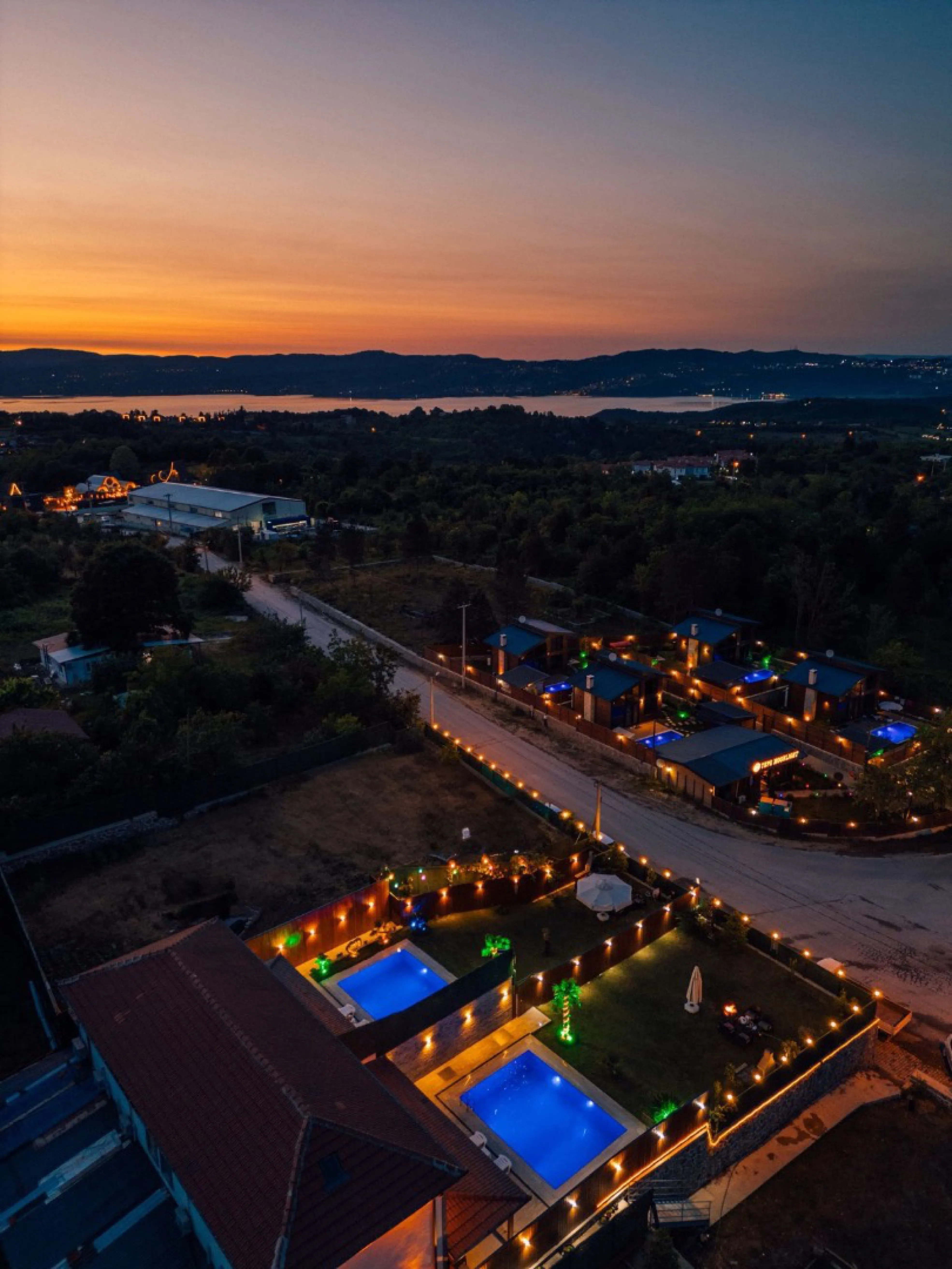 V140 2 Odalı Havuzlu Villa- 3 16