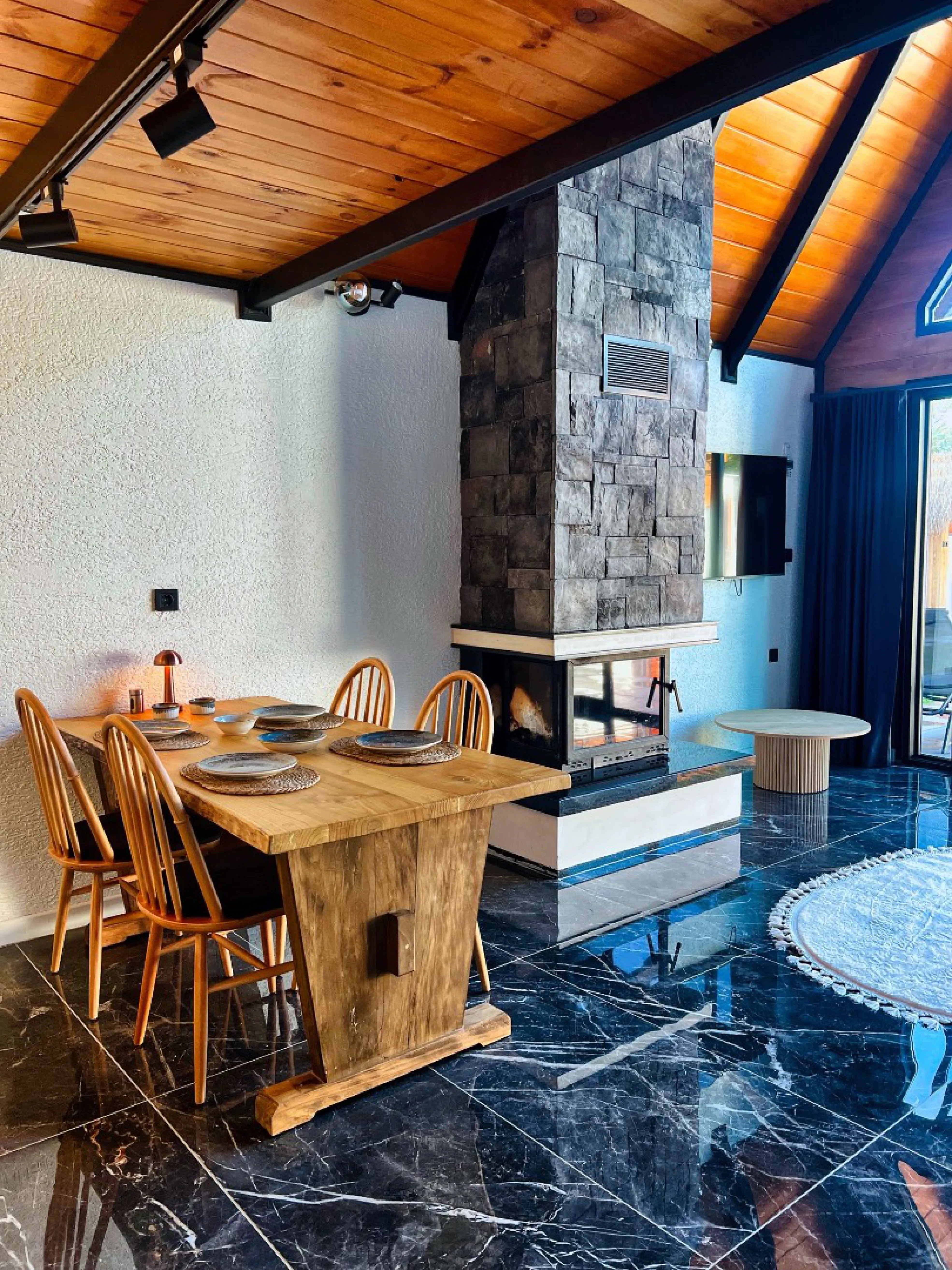 B310 Havuzlu Bungalov 5