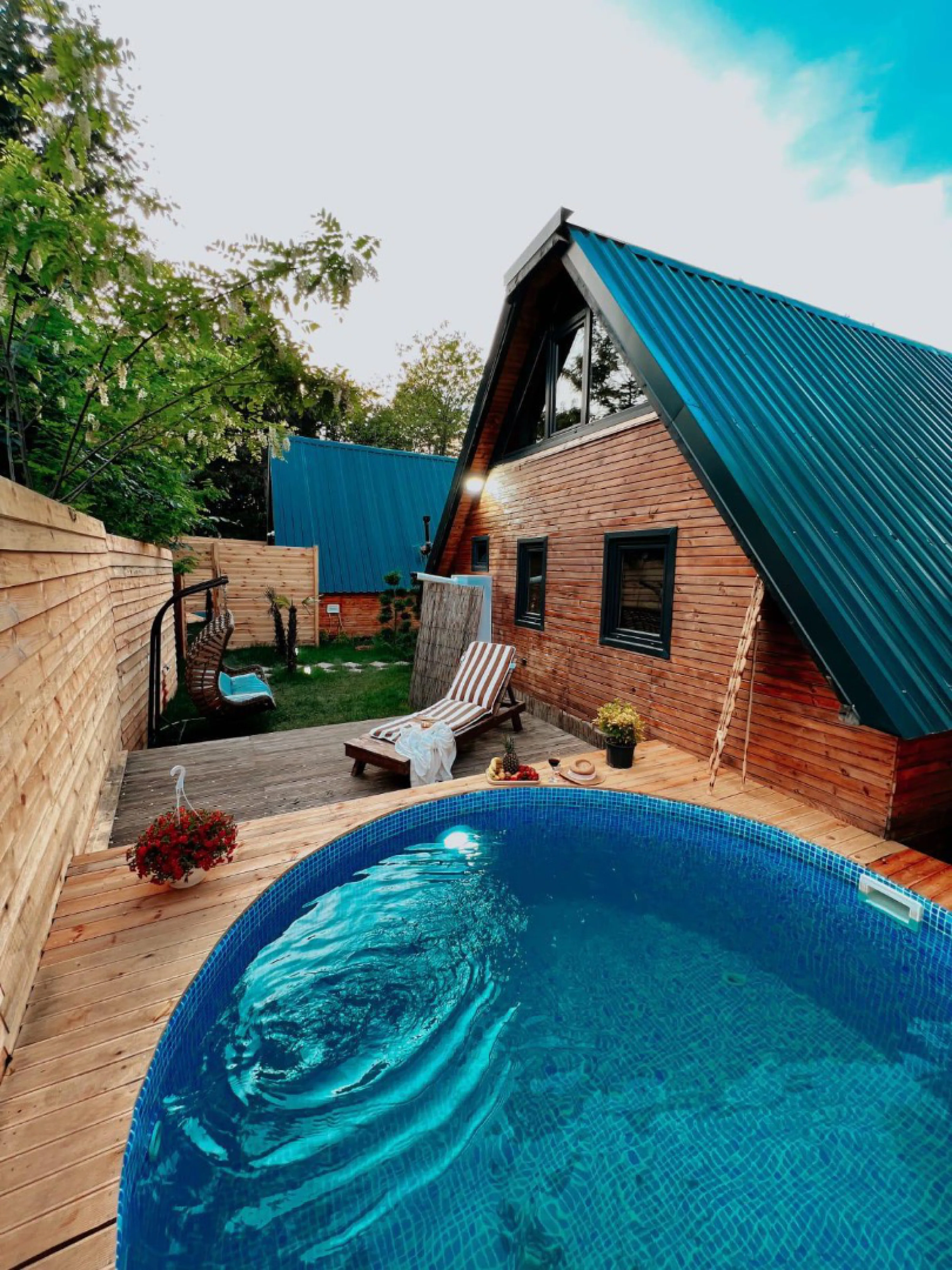 B140 Göl Manzaralı Suit Bungalov 10
