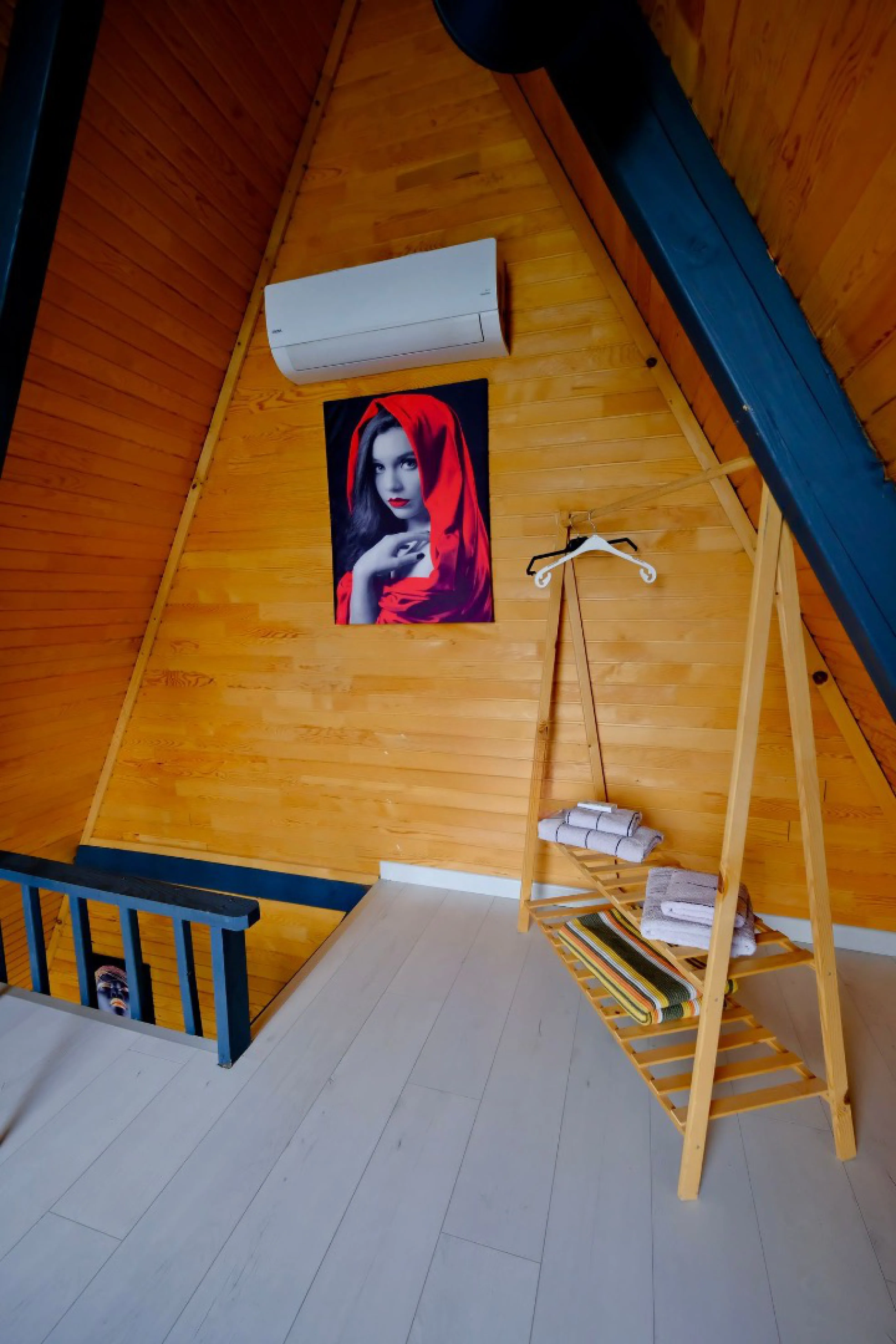 B140 Göl Manzaralı Bungalov Lor- 5 13