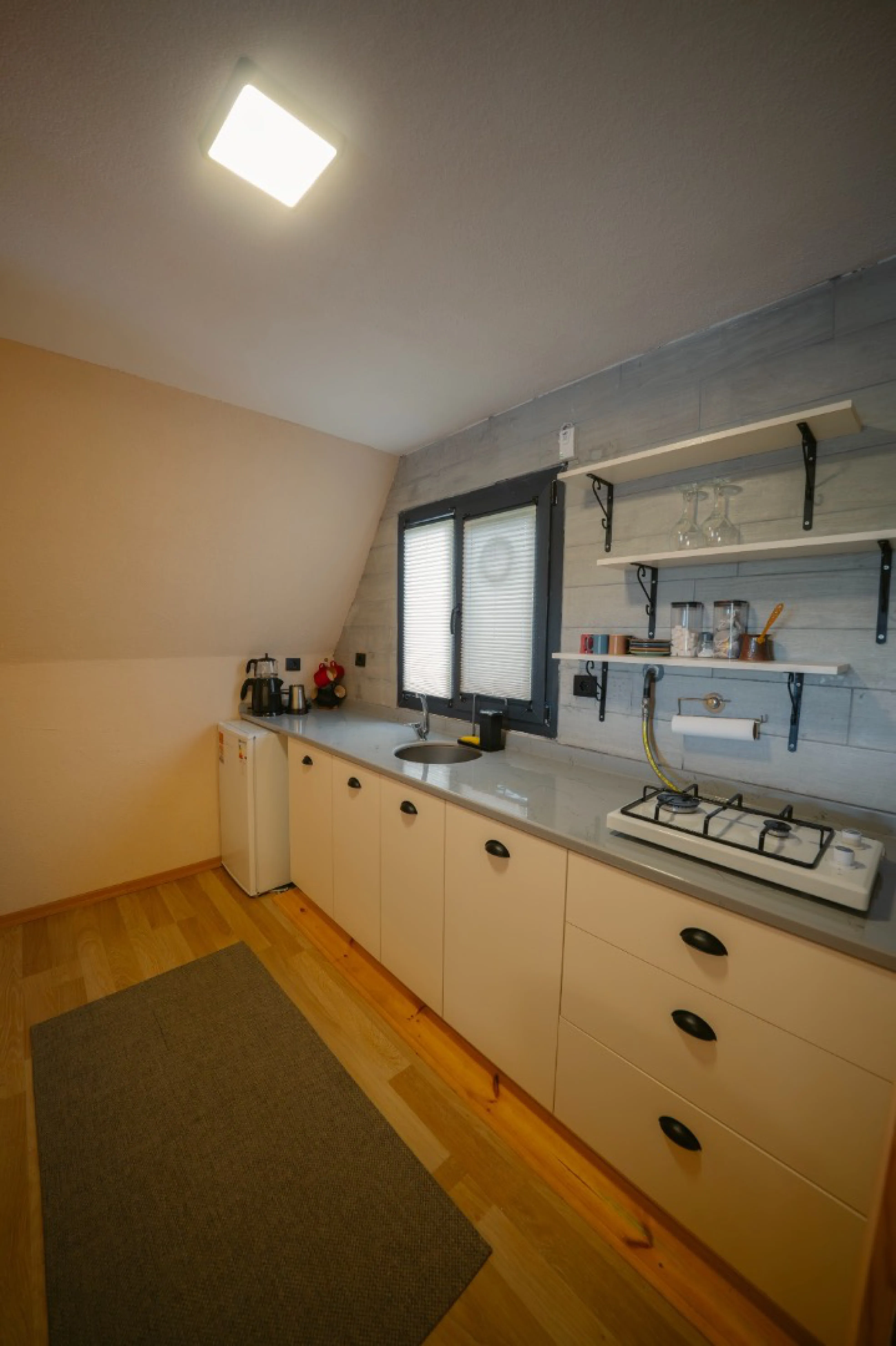 B107 3 Odalı Havuzlu Bungalov - 2 10