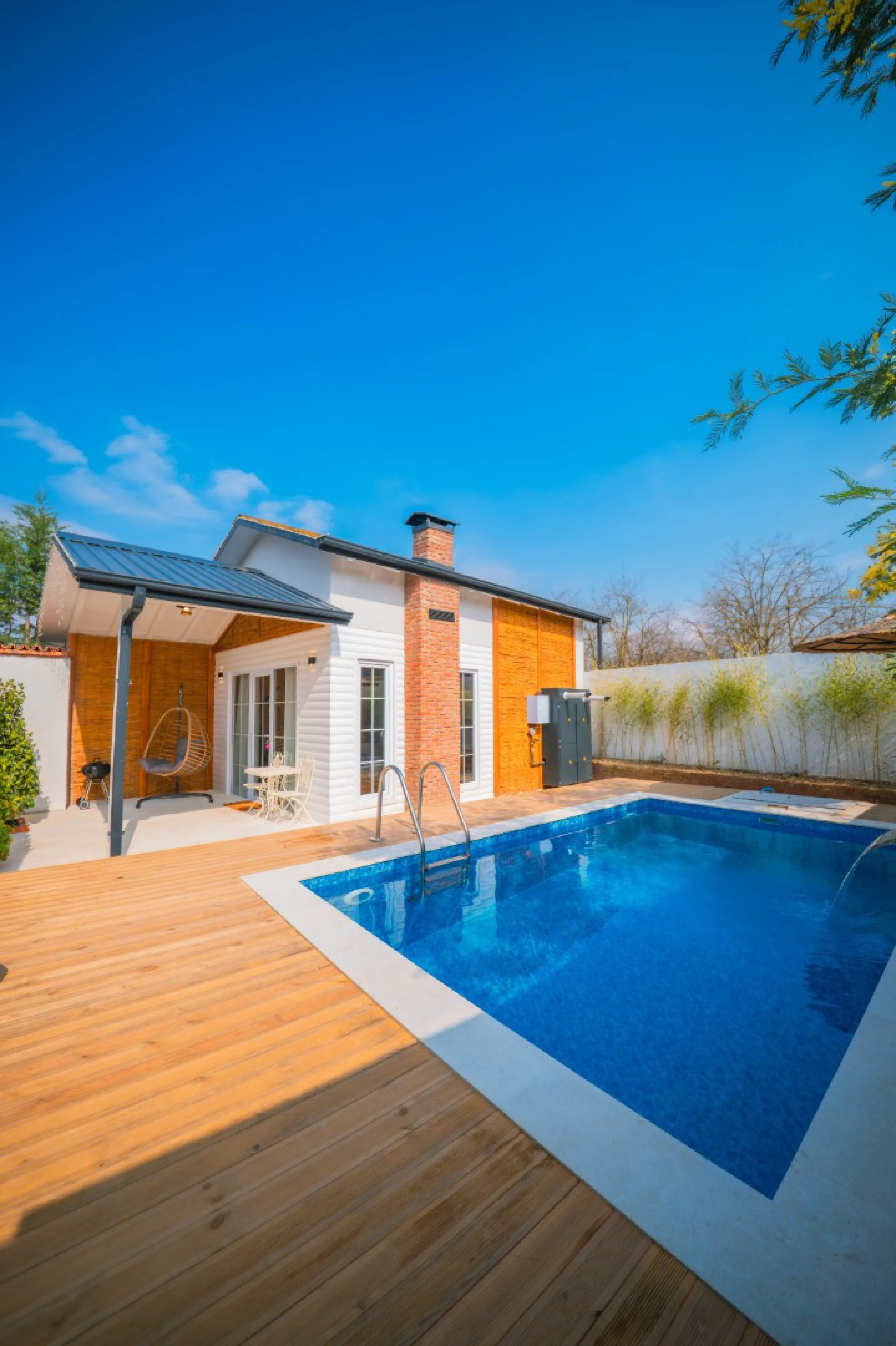 B237 Havuzlu Bungalov - 4 1